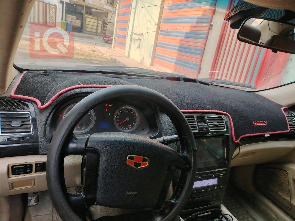 جيلي امجراند EC8